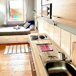 Mihaela Apartamento *